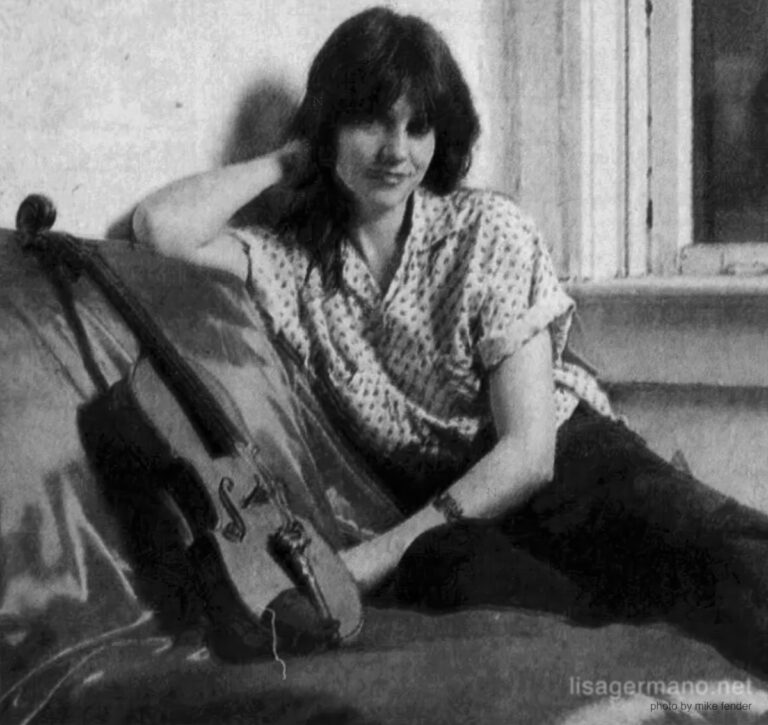 After working with John Mellencamp and others, violinist Lisa Germano has recorded her first solo album. (Photo: Mike Fender / The Indianapolis News)